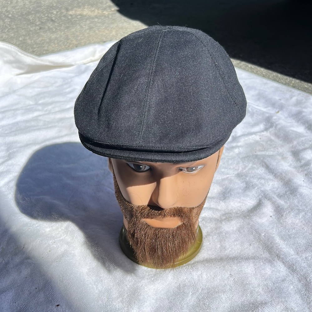 Goorin Bros newsboy cap
